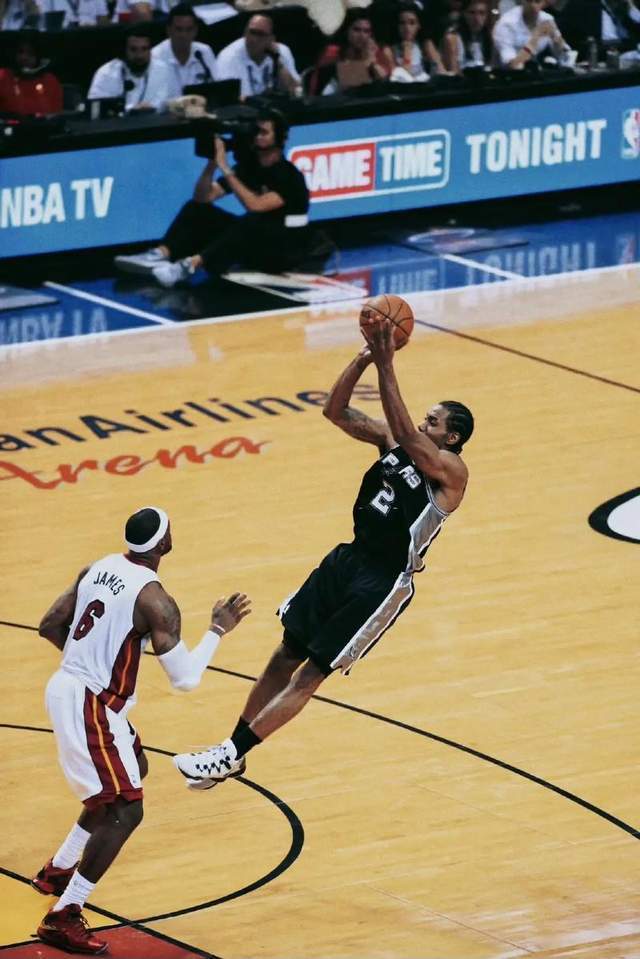 九游体育下载-包含赛后新疆广汇篮板制胜——NBA总决赛节点到来,媒体盛赞,团队化学反应显著的词条